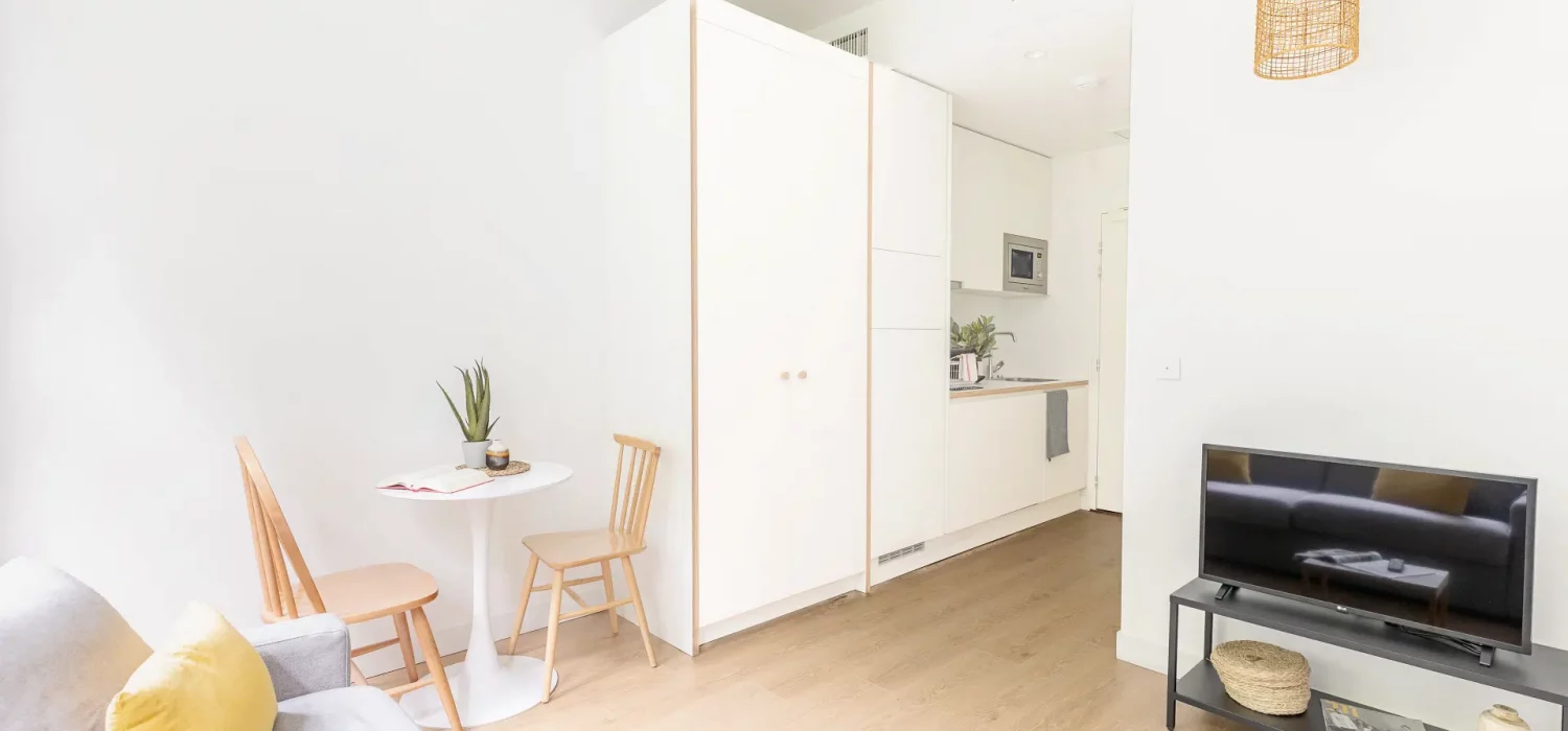 the-babel-community-grenoble-bastille-studio-coliving (1)